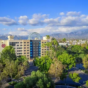 Hotell Sheraton Fairplex & Conference Center
